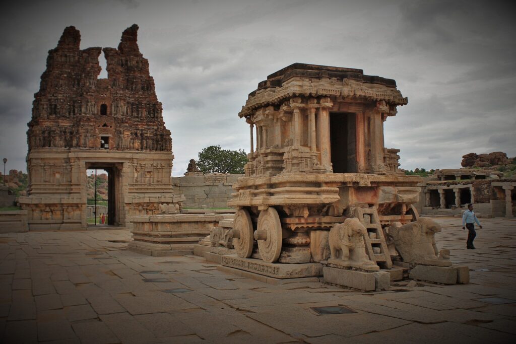 2048px Stone Chariot Hampi 2