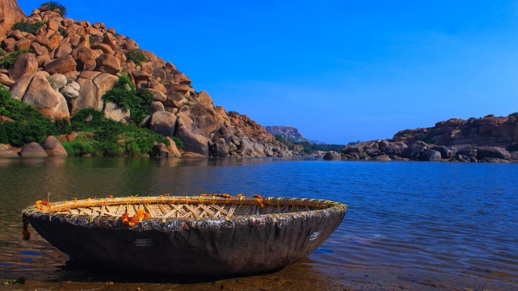bamboo boat 3831613 1280